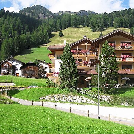 Hotel Dolomites Inn 까나제이 외부 사진