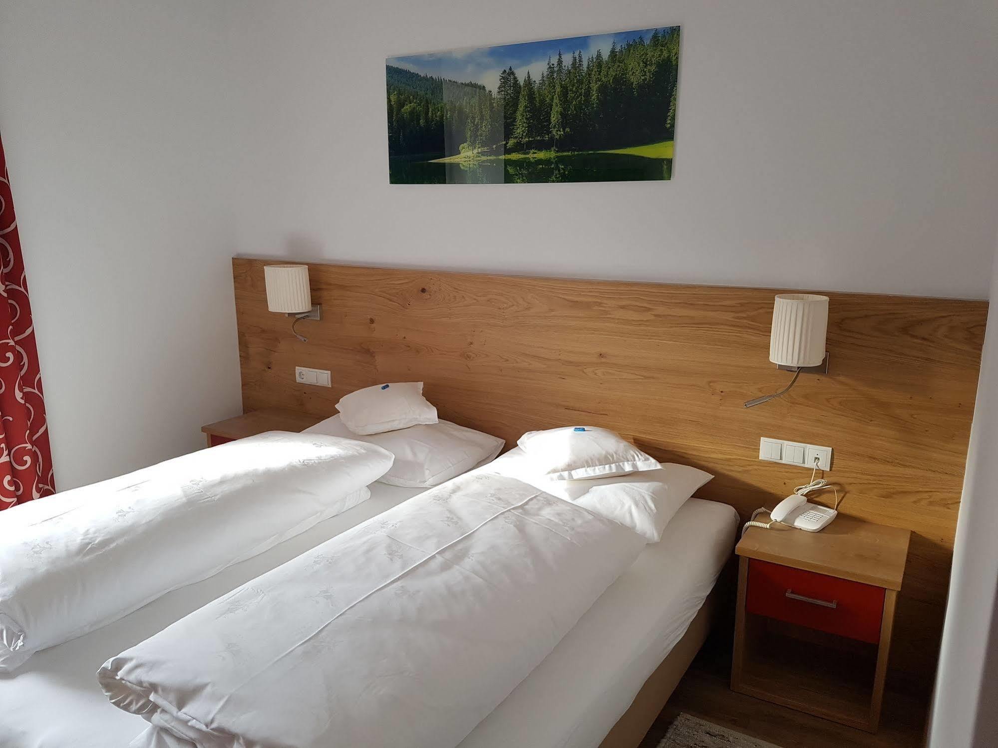 Hotel Dolomites Inn 까나제이 외부 사진