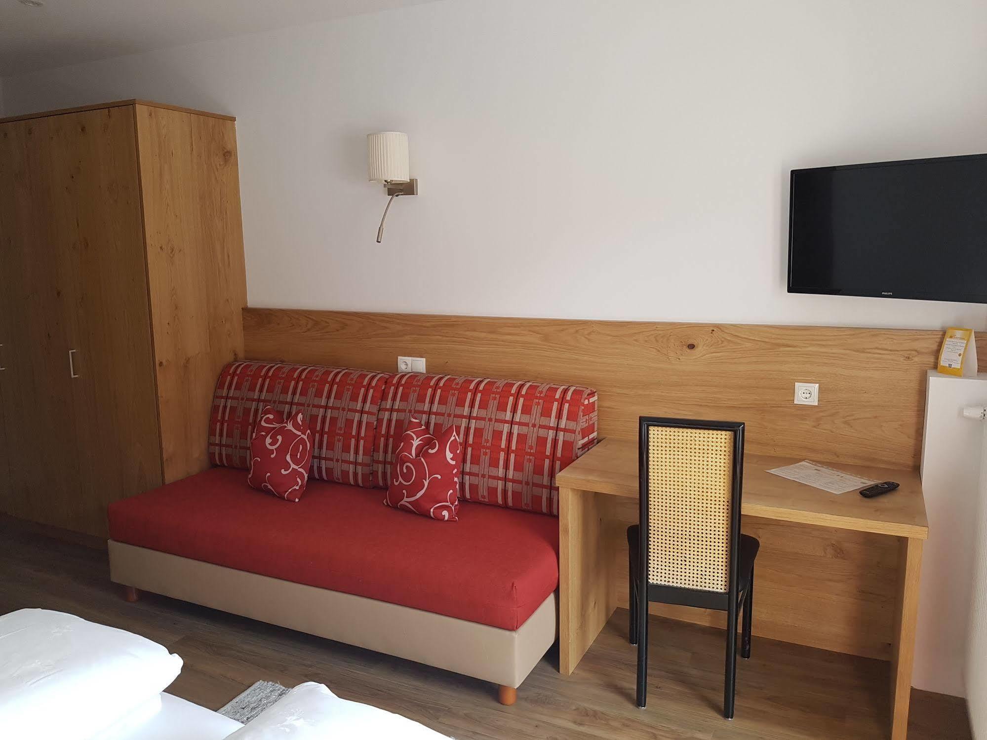 Hotel Dolomites Inn 까나제이 외부 사진