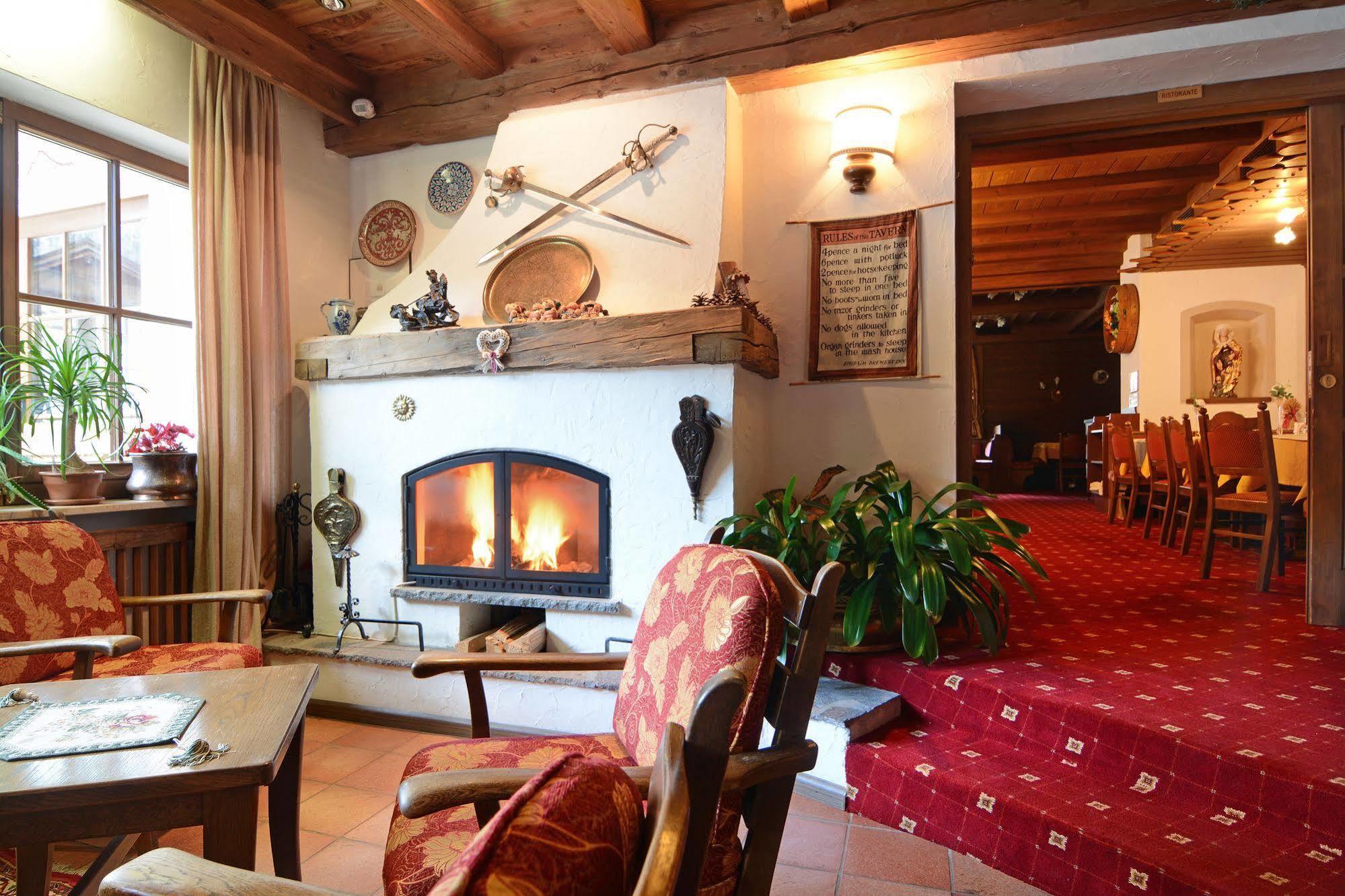 Hotel Dolomites Inn 까나제이 외부 사진