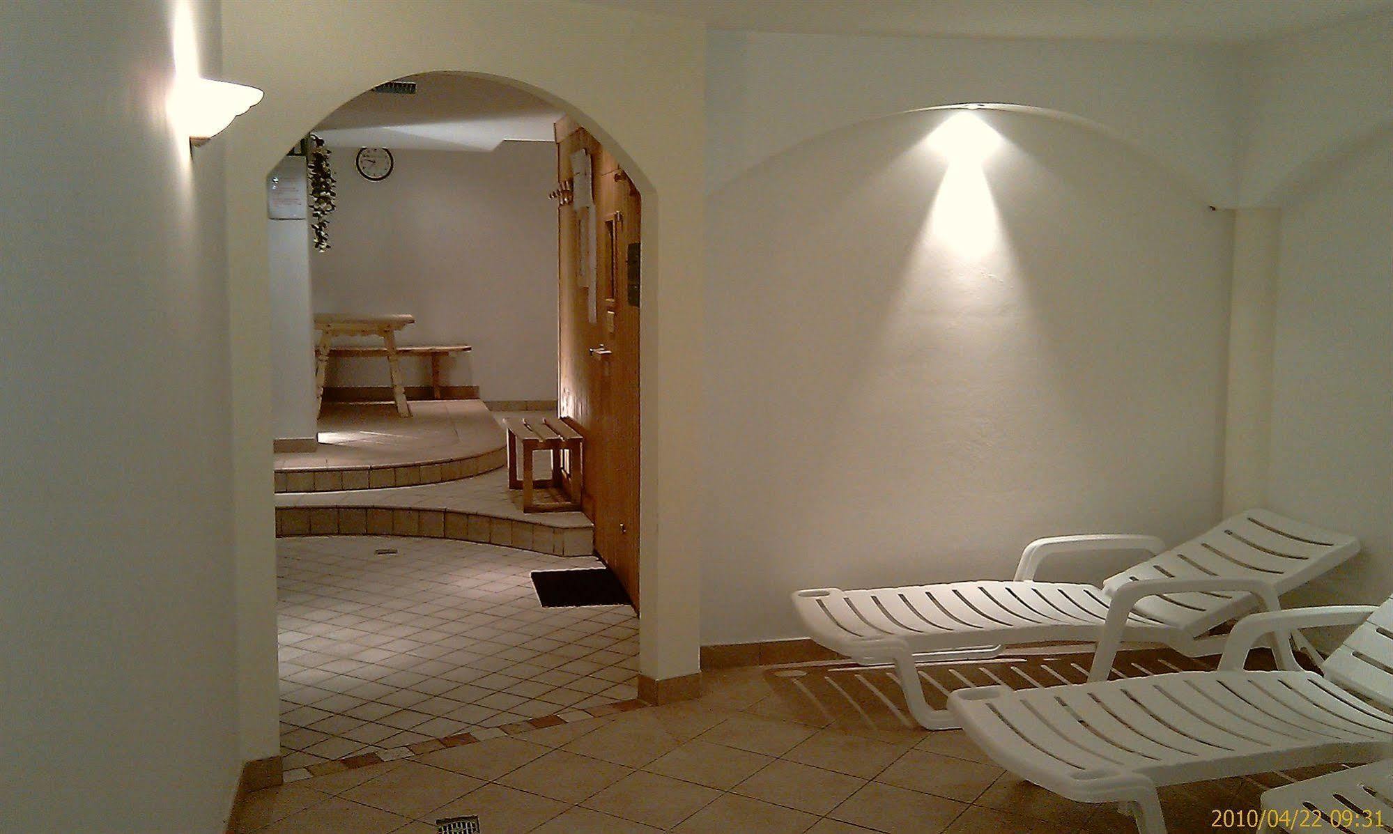 Hotel Dolomites Inn 까나제이 외부 사진